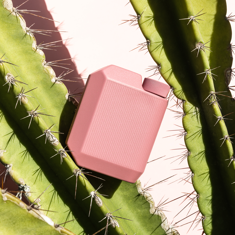 cool-flask-w1 6c7babc2d202--Flask-Lifestyle-7.png