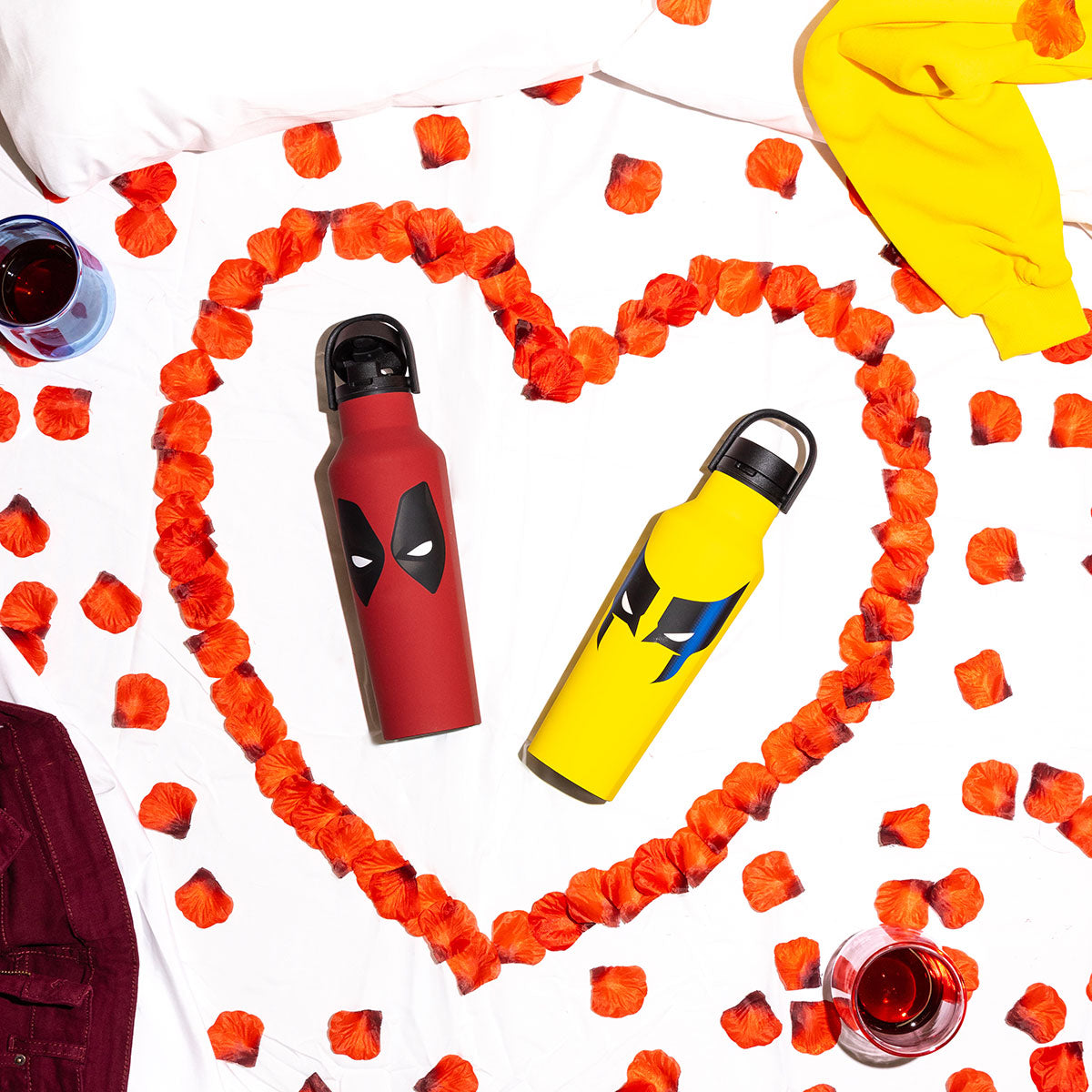 deadpool-and-wolverine-drinkware-j7 a7afce7e71cf--DeadpoolWolverine-PDPLifestyle2.jpg